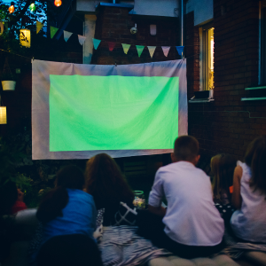 How To Set Up A Backyard Movie Theater