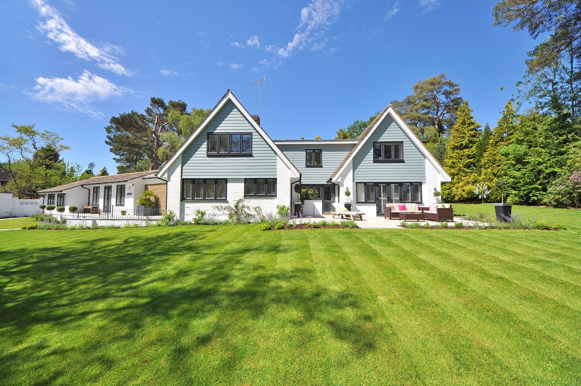 House with Nice Yard